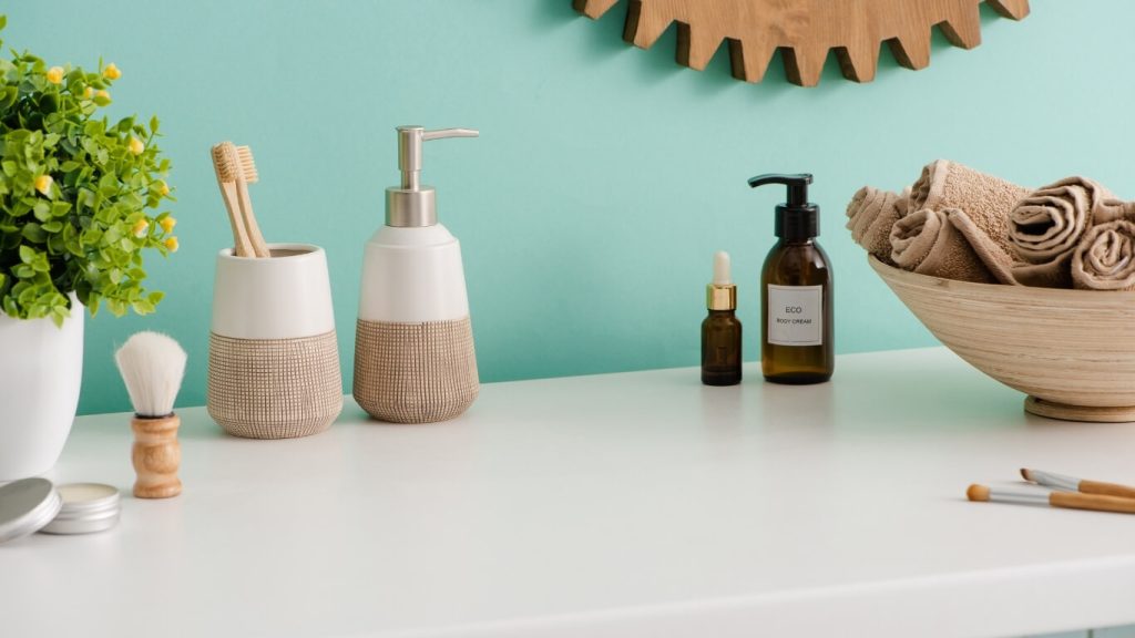 Bathroom decor idea